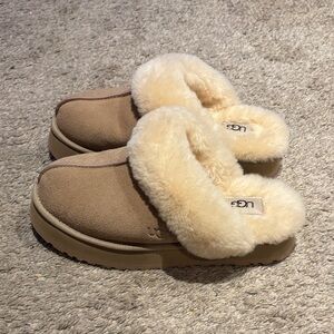 UGG Disquette slippers in sand